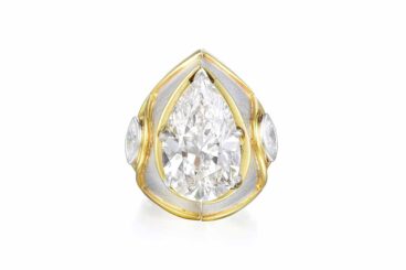 10.87ct Pear-Shaped Diamond Ring & Jacket