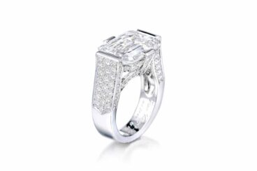 Van Cleef & Arpels 10.33ct D IF Diamond Ring